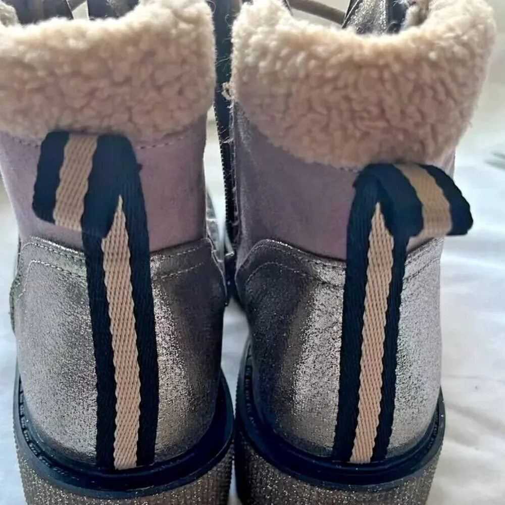 NWT Steve Madden lavender girls winter boots‎ Girls size 4 Comfortable, stylish